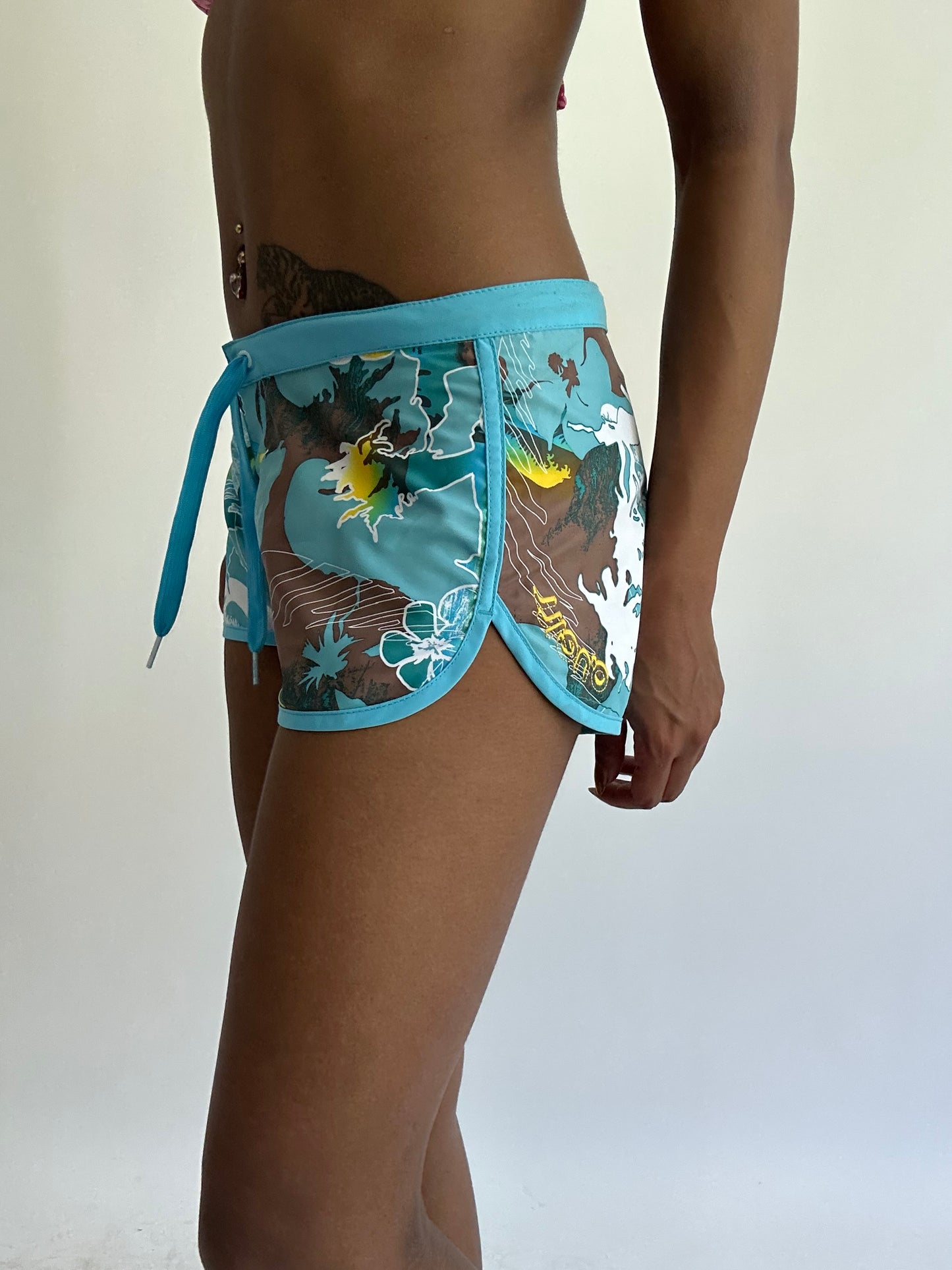 BEST PICKS | small blue o’neill tropical mini shorts