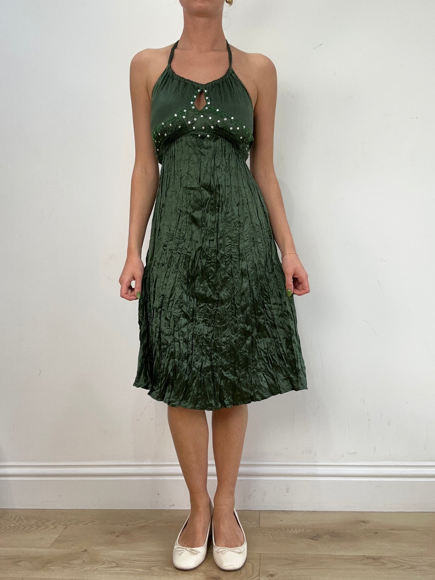 vintage edit seventeen | small dark green halterneck dress