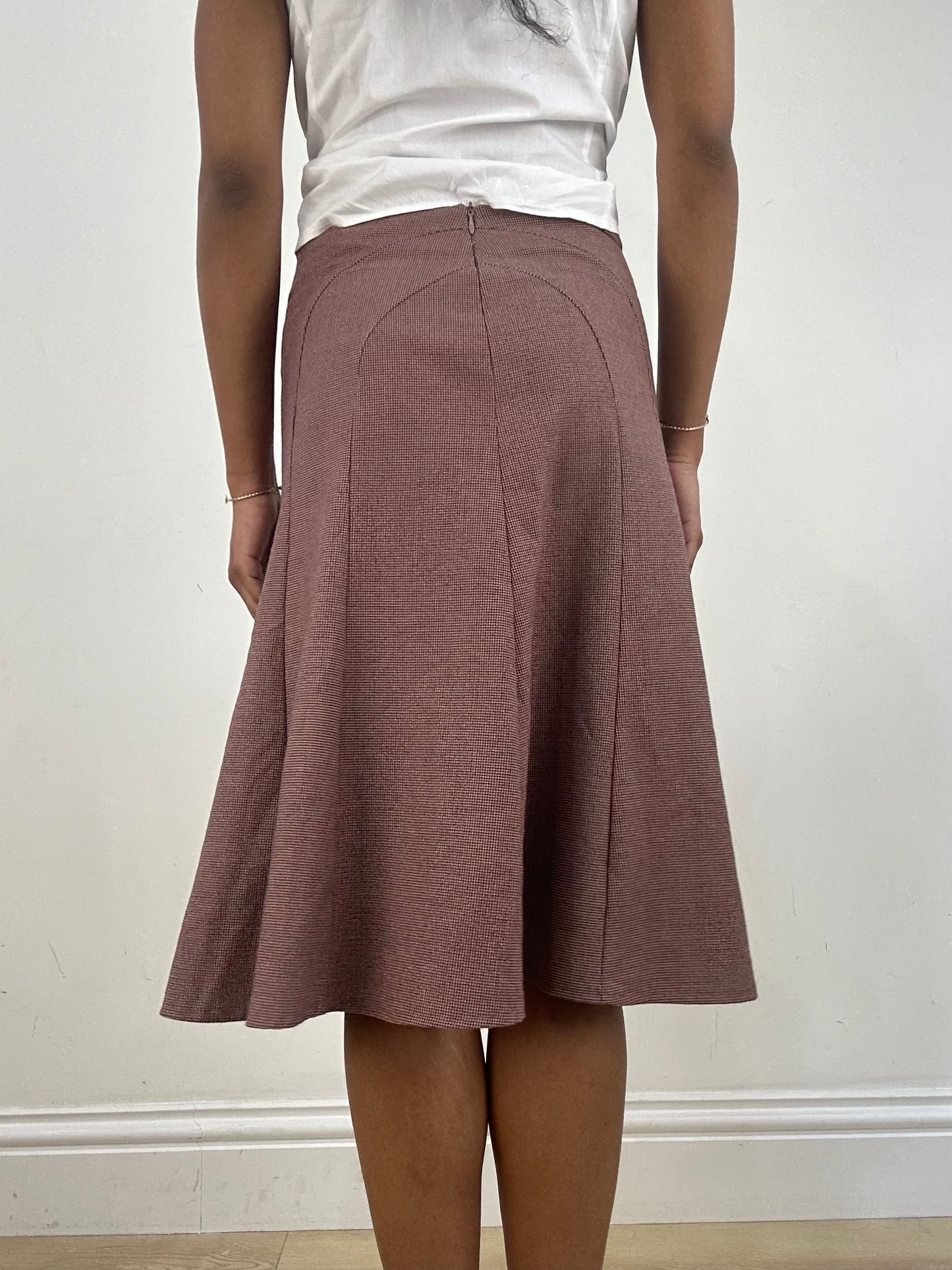 vintage edit fifteen | extra small pink orsay midi skirt