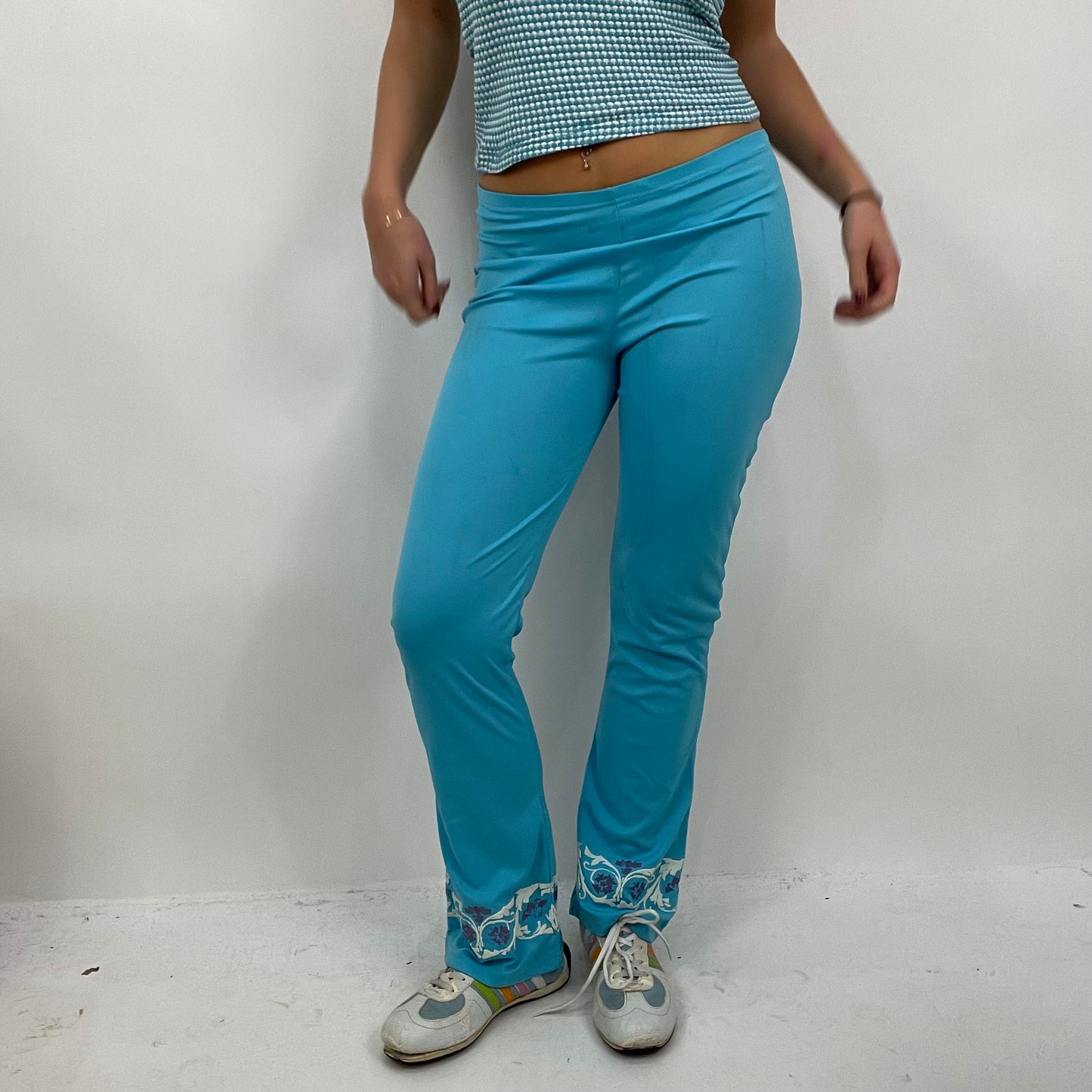 💚 CHALET GIRL DROP | small blue patterned yoga pants