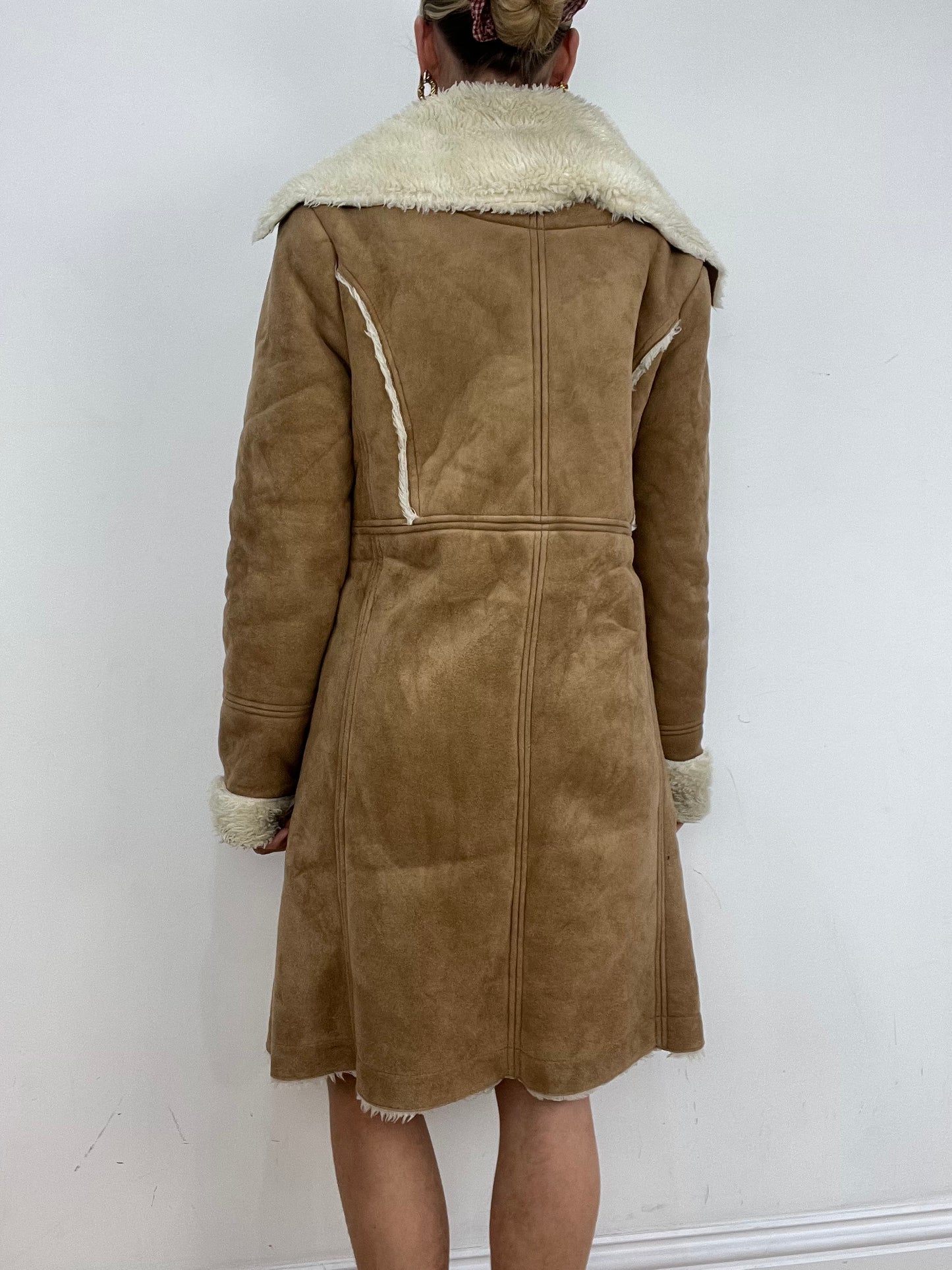 vintage edit ten | small beige sherpa fur coat