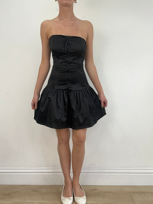 vintage edit nineteen | small black pimkie bubble style dress