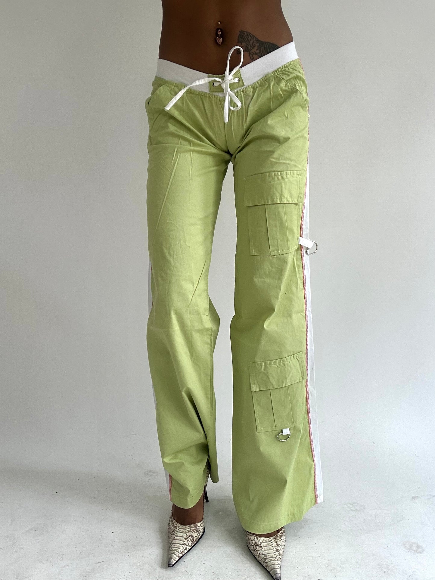 ‼️ | green and white athleisure style trousers