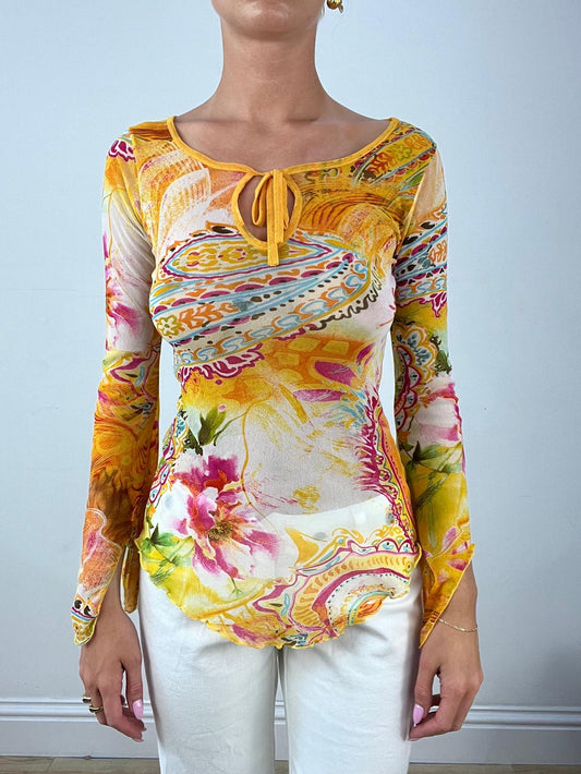 BEST PICKS | small long sleeve mesh top with graphic pattern