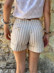 french summer drop | taille: S · couleur: crème · article: mini-short · détails: taille haute
