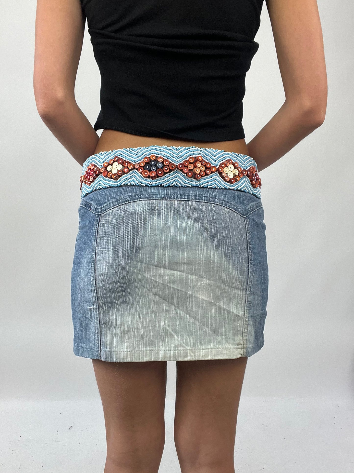 PALM BEACH DROP | red and blue beaded belt