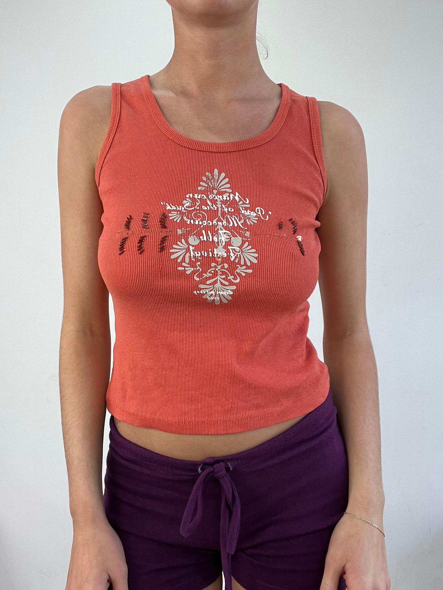 BEST PICKS | medium orange ribbed graphic print tank top