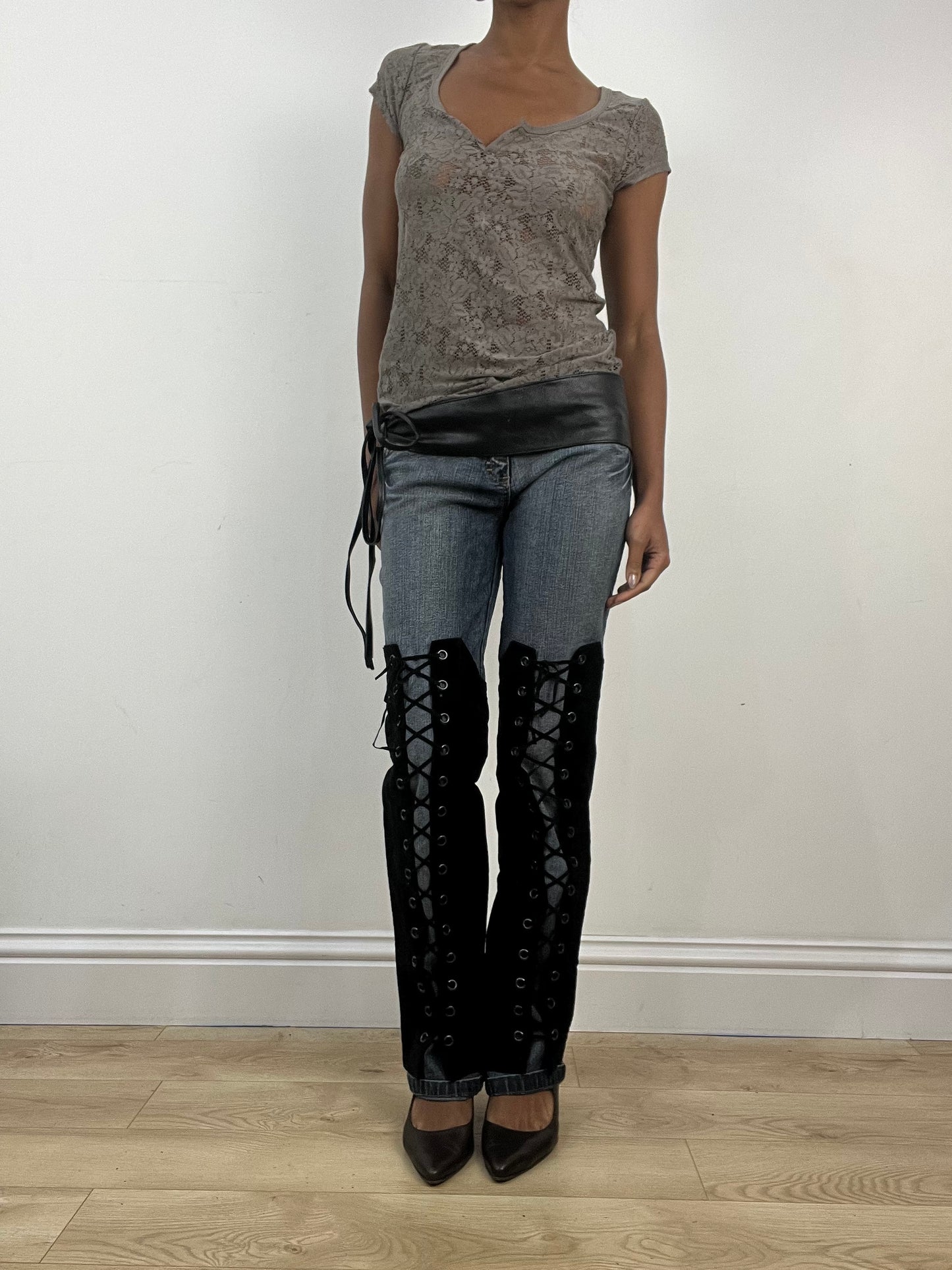 vintage edit: indie sleaze | black faux leather tie up belt