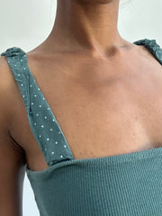 Französischer Sommer-Drop | kleines grünes Minikleid