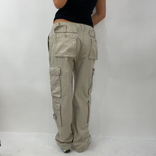 💚 GORPCORE DROP | small beige cargo trousers