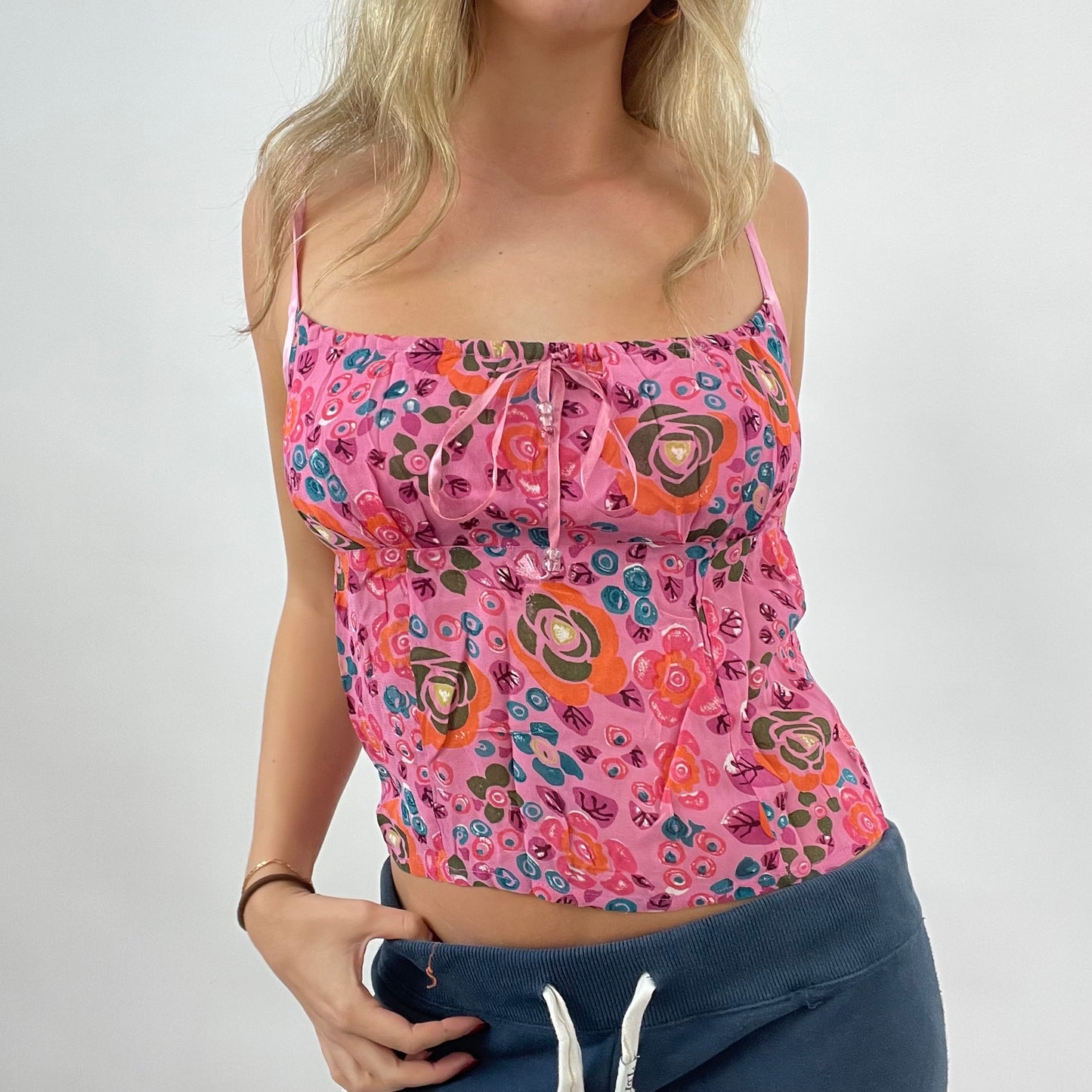 💚 💻 BEST PICKS | small pink floral cami with bow detail
