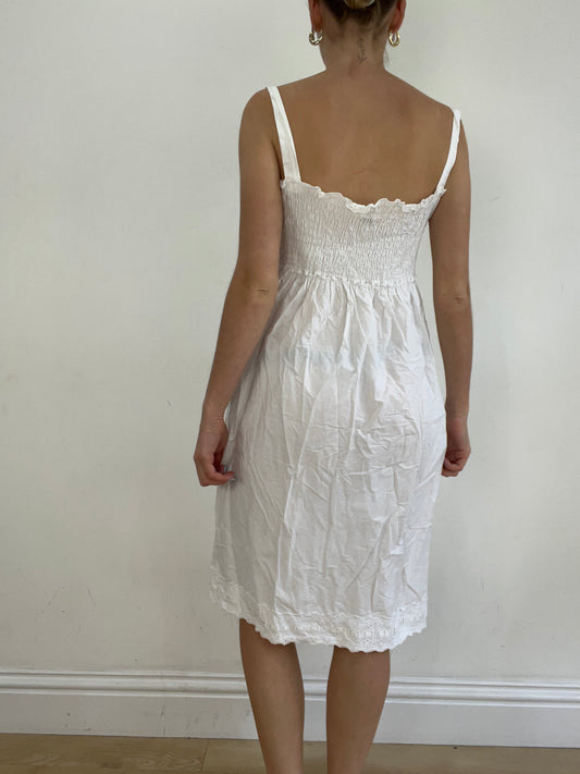 vintage edit twenty eight | medium white linen dress