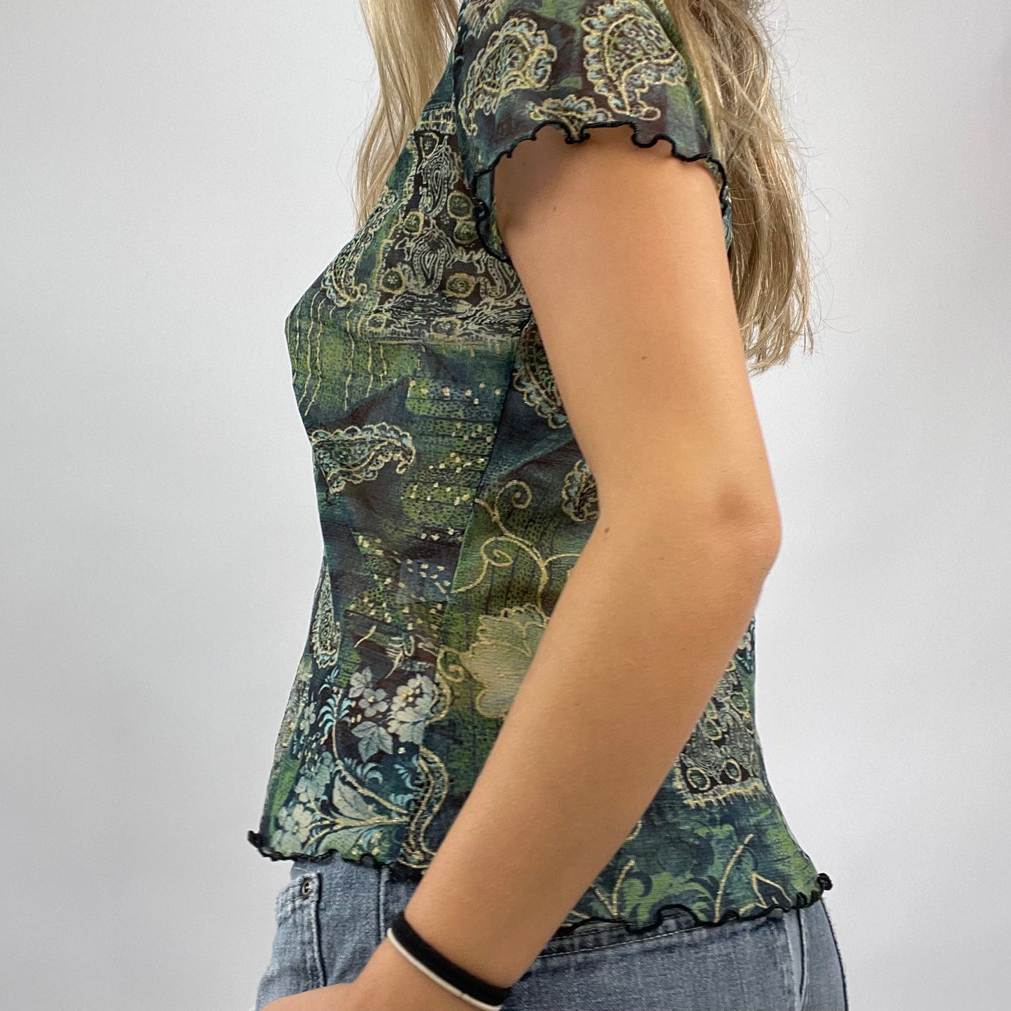 GRUNGE COQUETTE DROP | medium green graphic mesh t-shirt