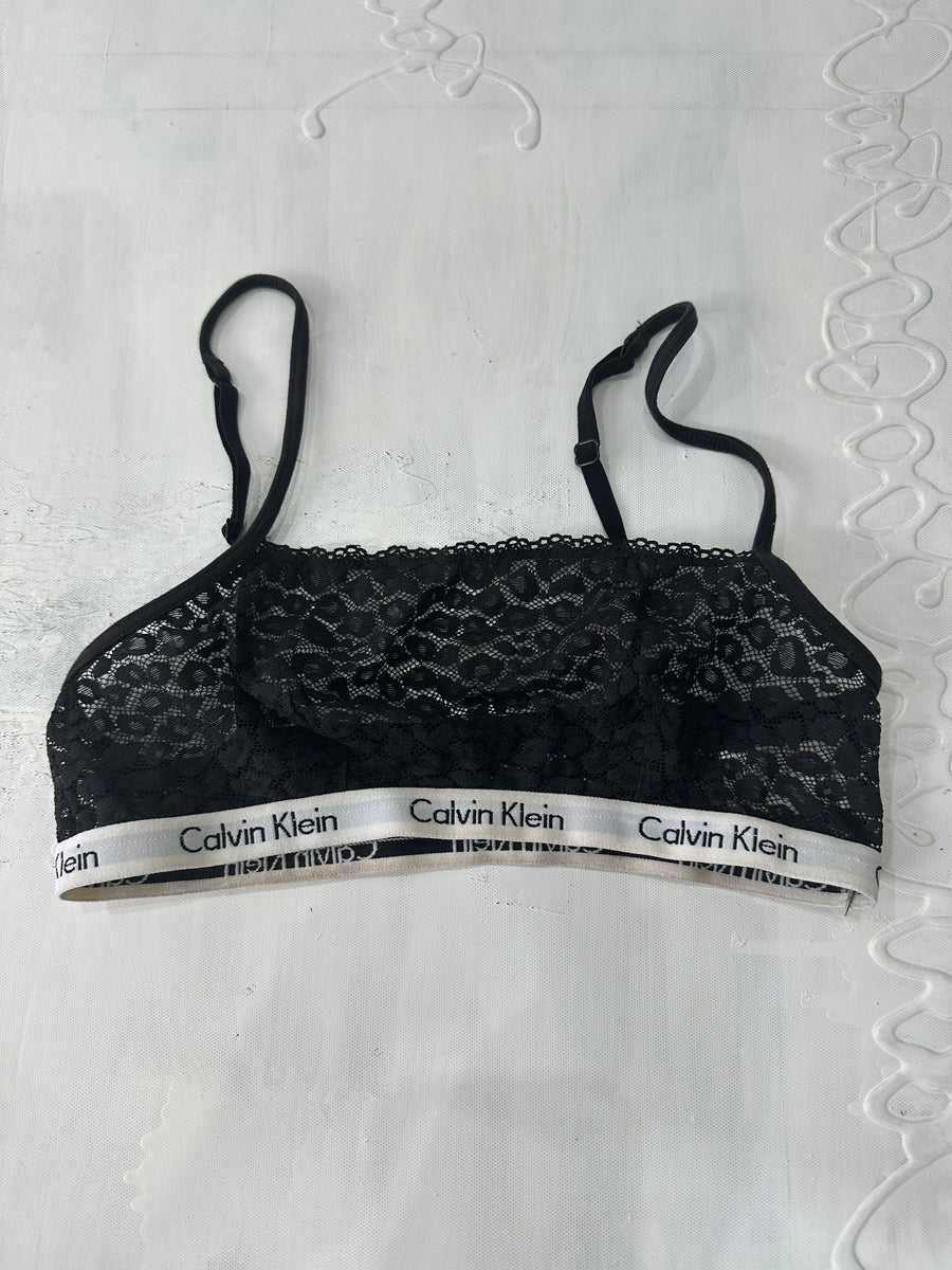 vintage edit: valentine’s day | S码 黑色 Calvin Klein 蕾丝 无钢圈文胸