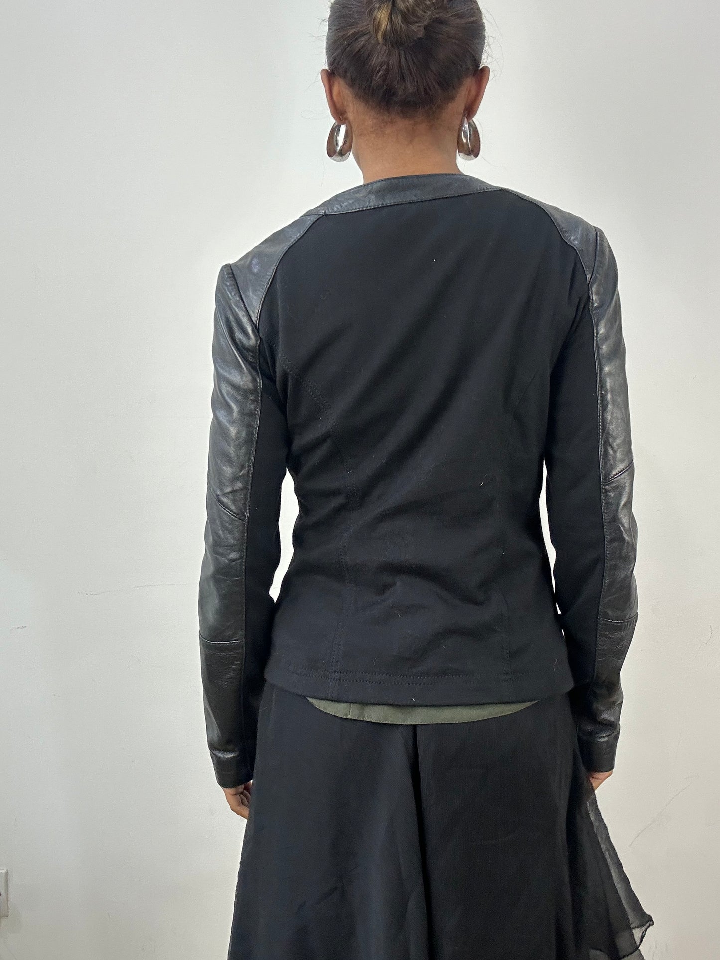 vintage edit: indie sleaze | small black leather zip up jacket