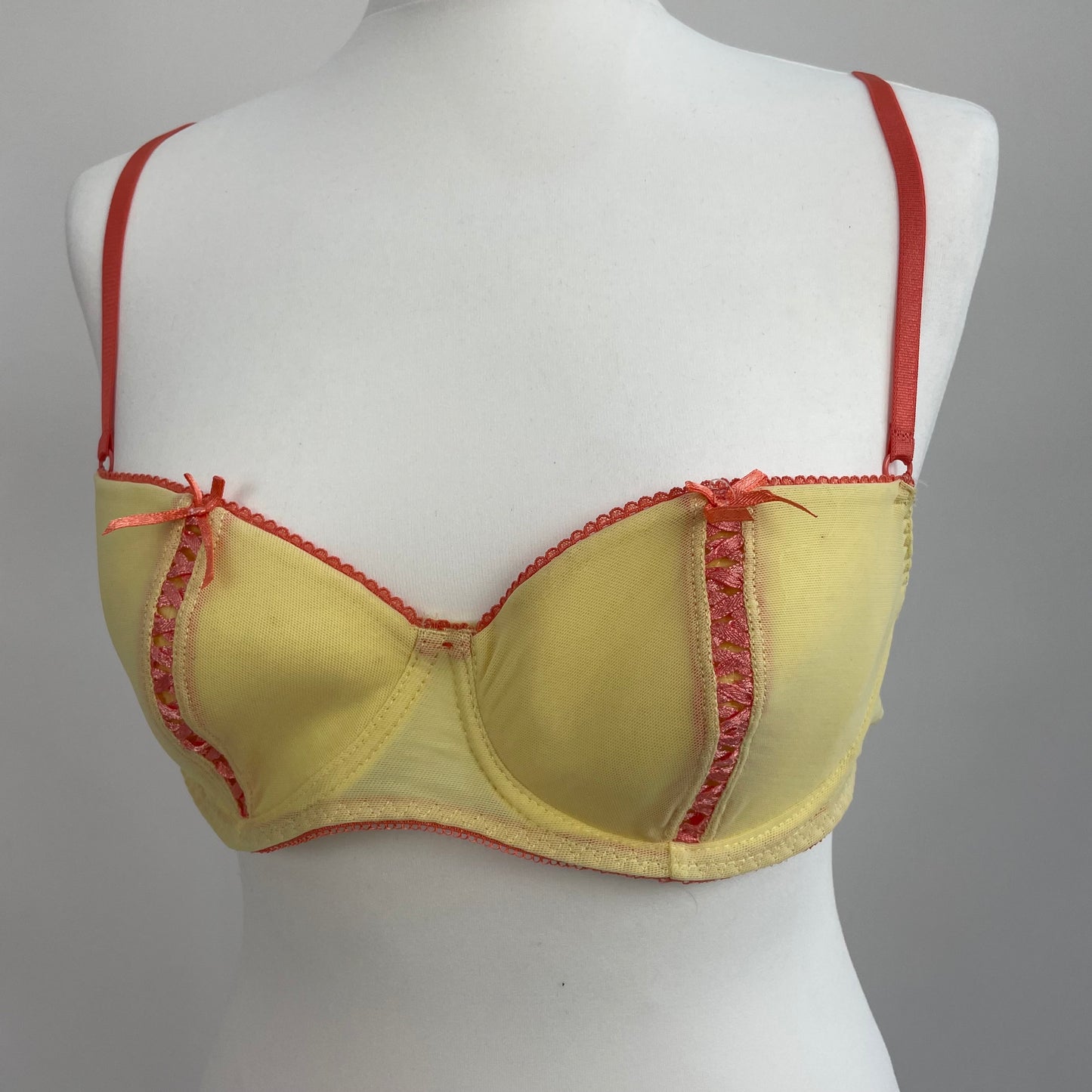 INSTA BADDIE DROP | small yellow and coral padded bra