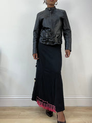 AUTUMN EDIT | taille: M · couleur: noir + argenté · matière: similicuir · article: veste · détails: fermeture zippée