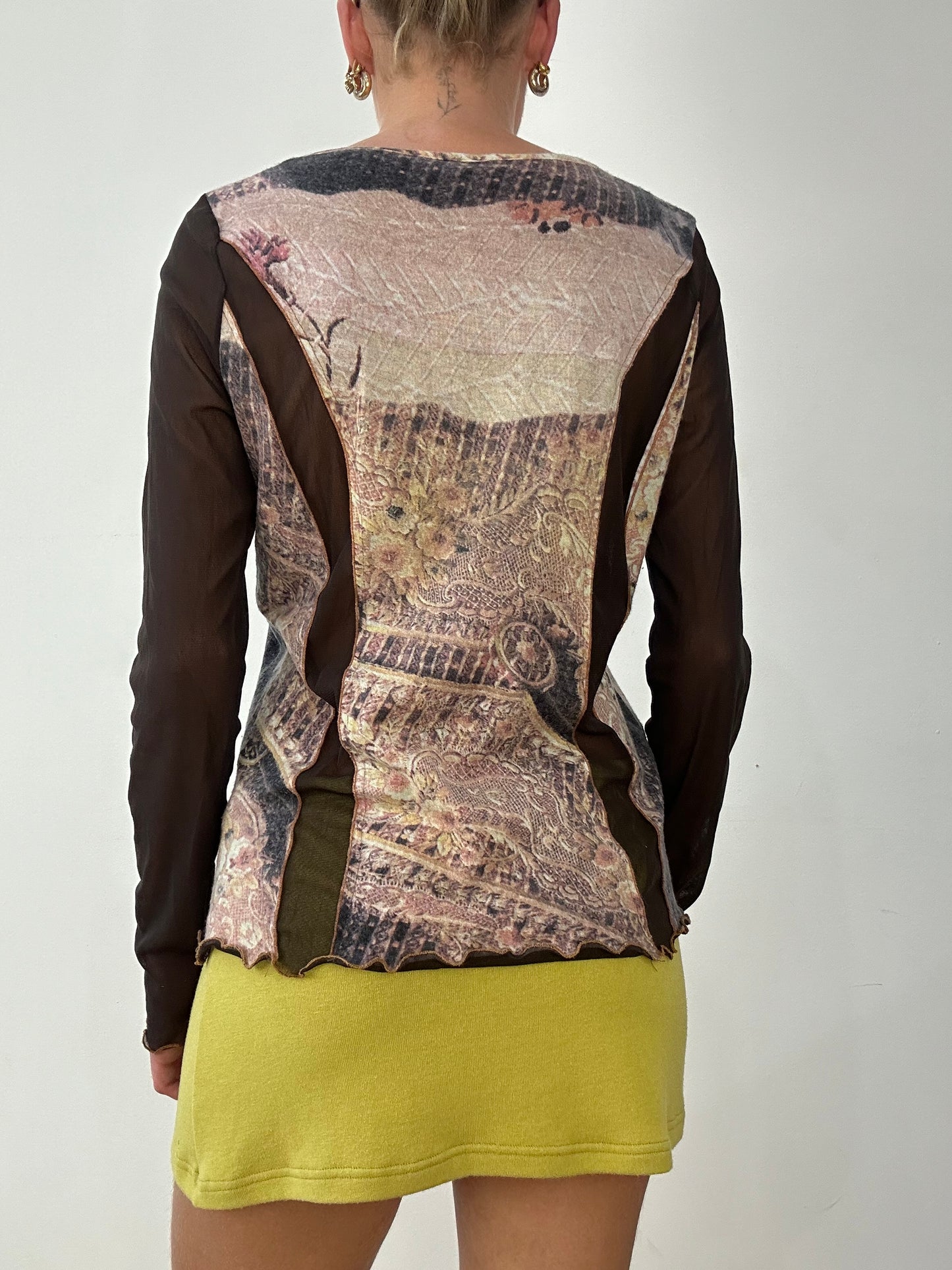 💻AUTUMN ESSENTIALS | medium brown long sleeved top