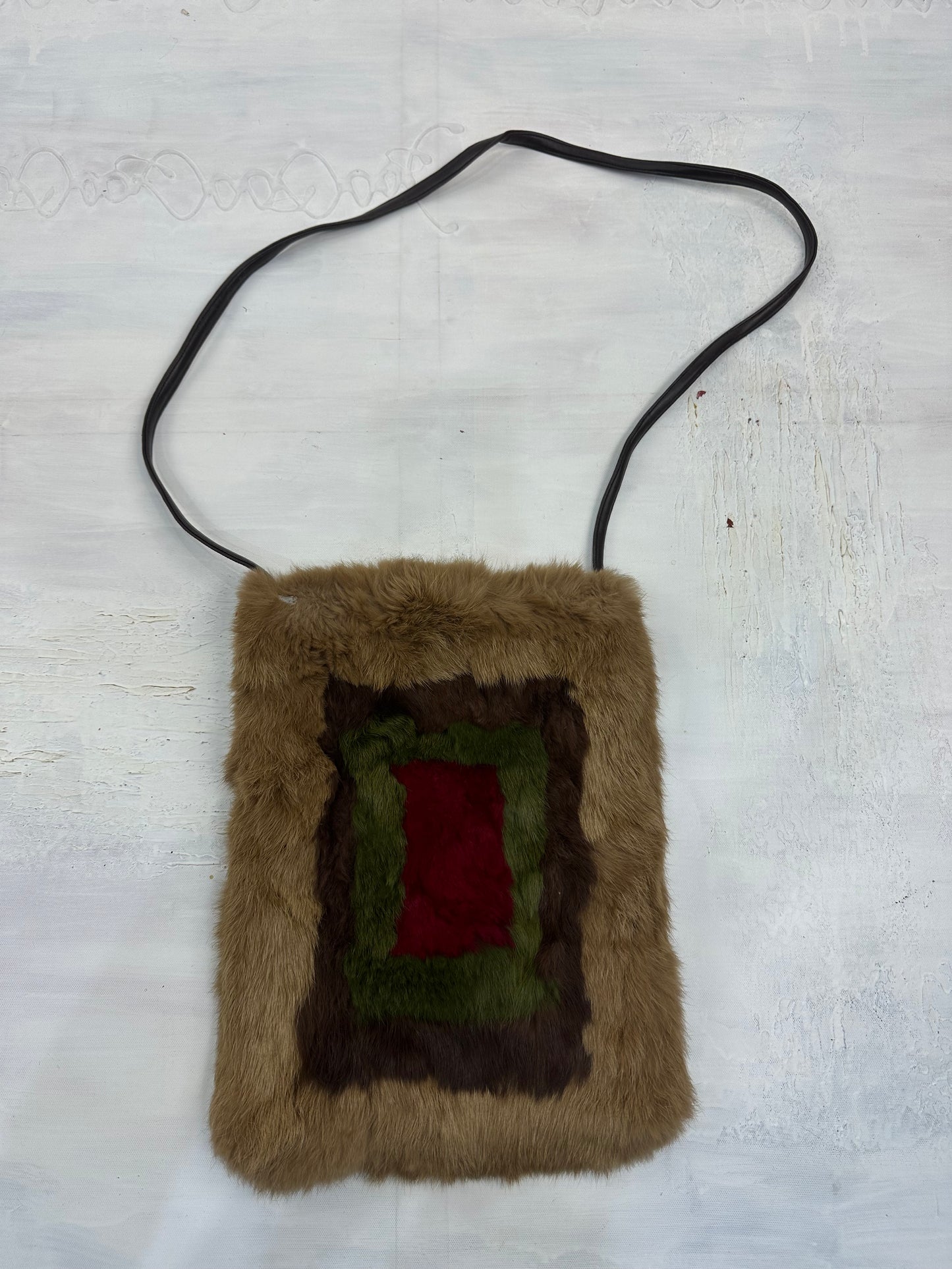 vintage edit: indie sleaze | brown faux fur crossbody shoulder bag