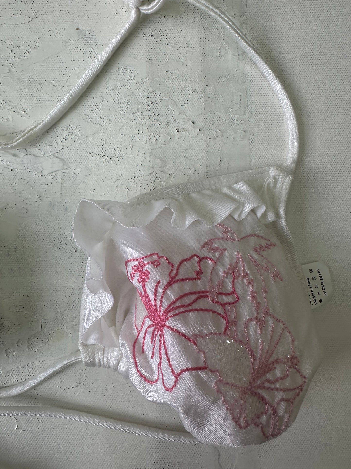 ‼️💻sailor drop | small white floral embroidered bikini top
