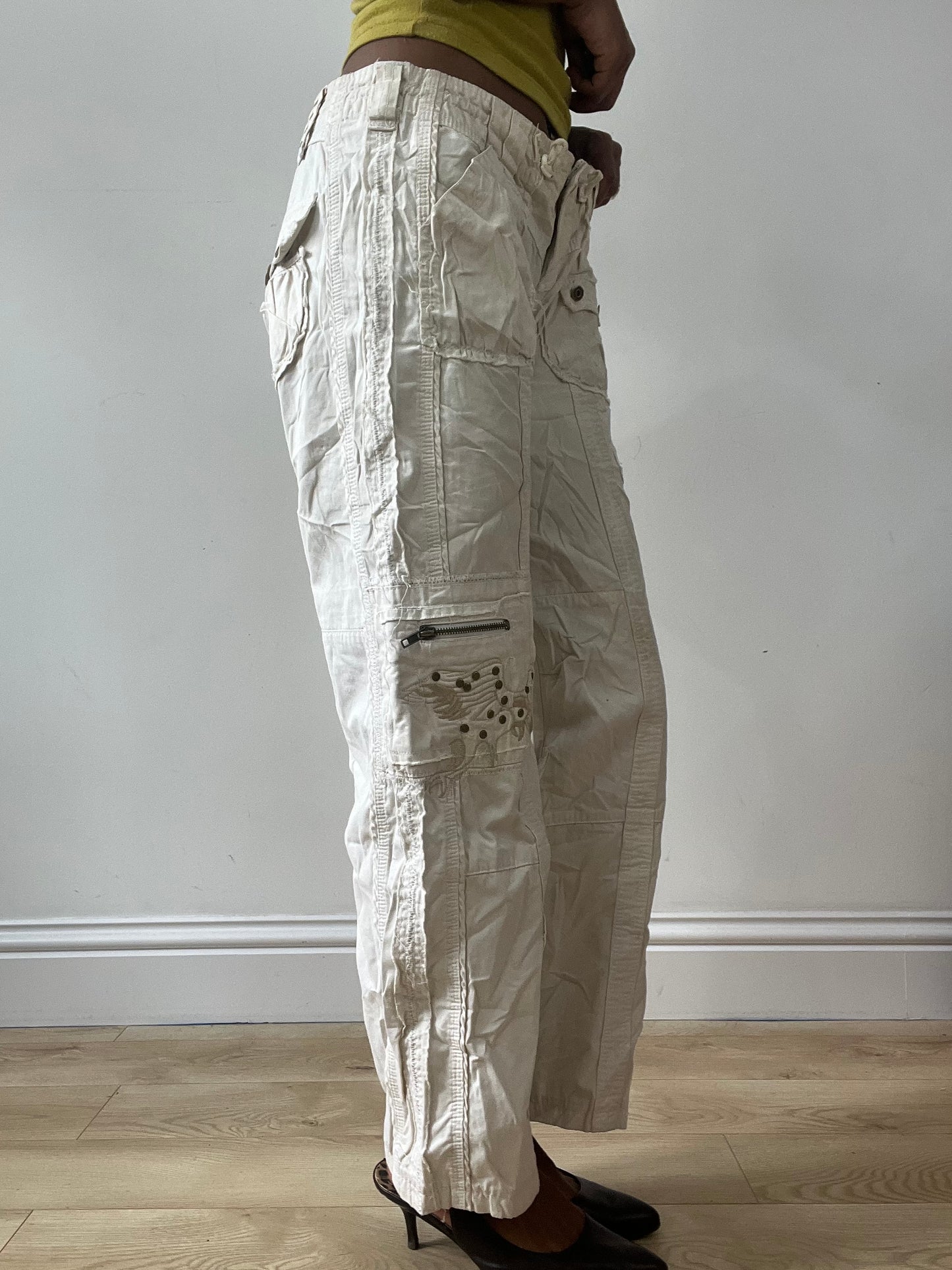 BEST PICKS | medium cream cargo trousers