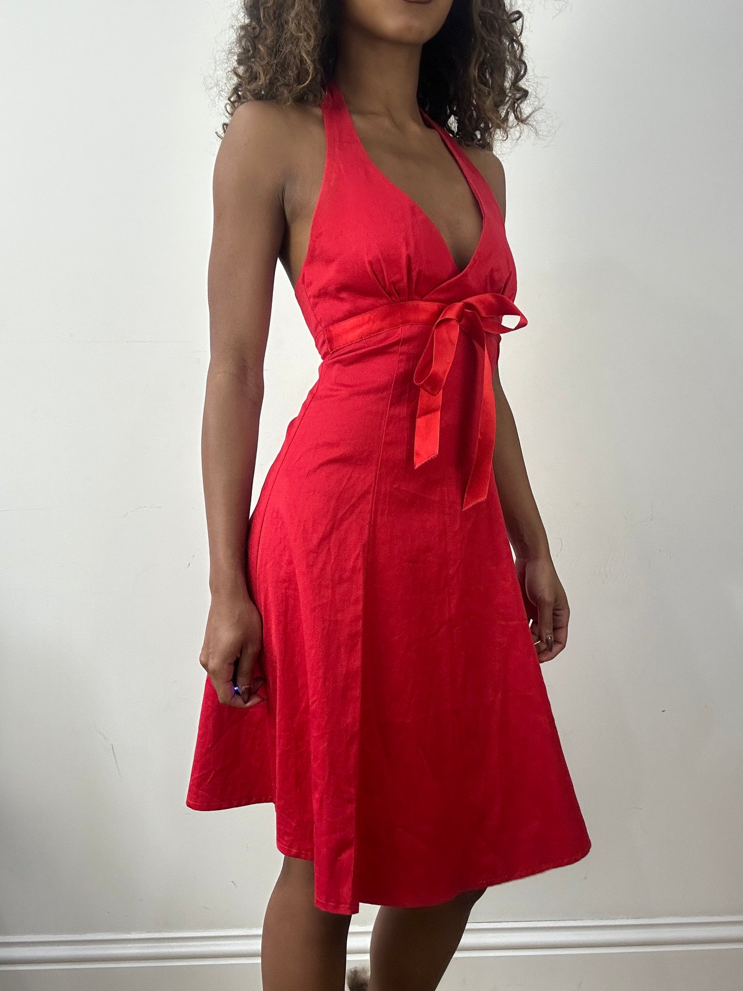 vintage edit: valentine’s day | small red halterneck satin style midi dress