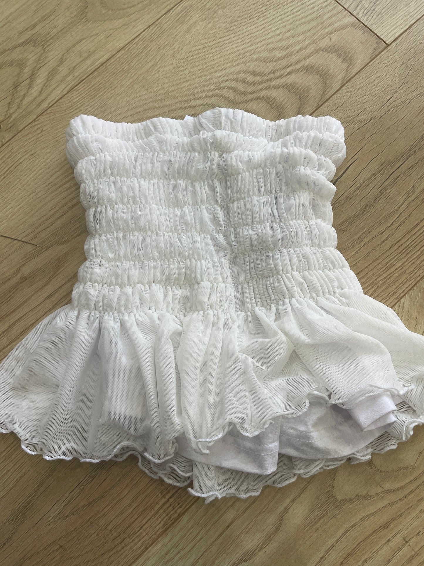 #308 SAMPLE SALE | extra small white poppy skort