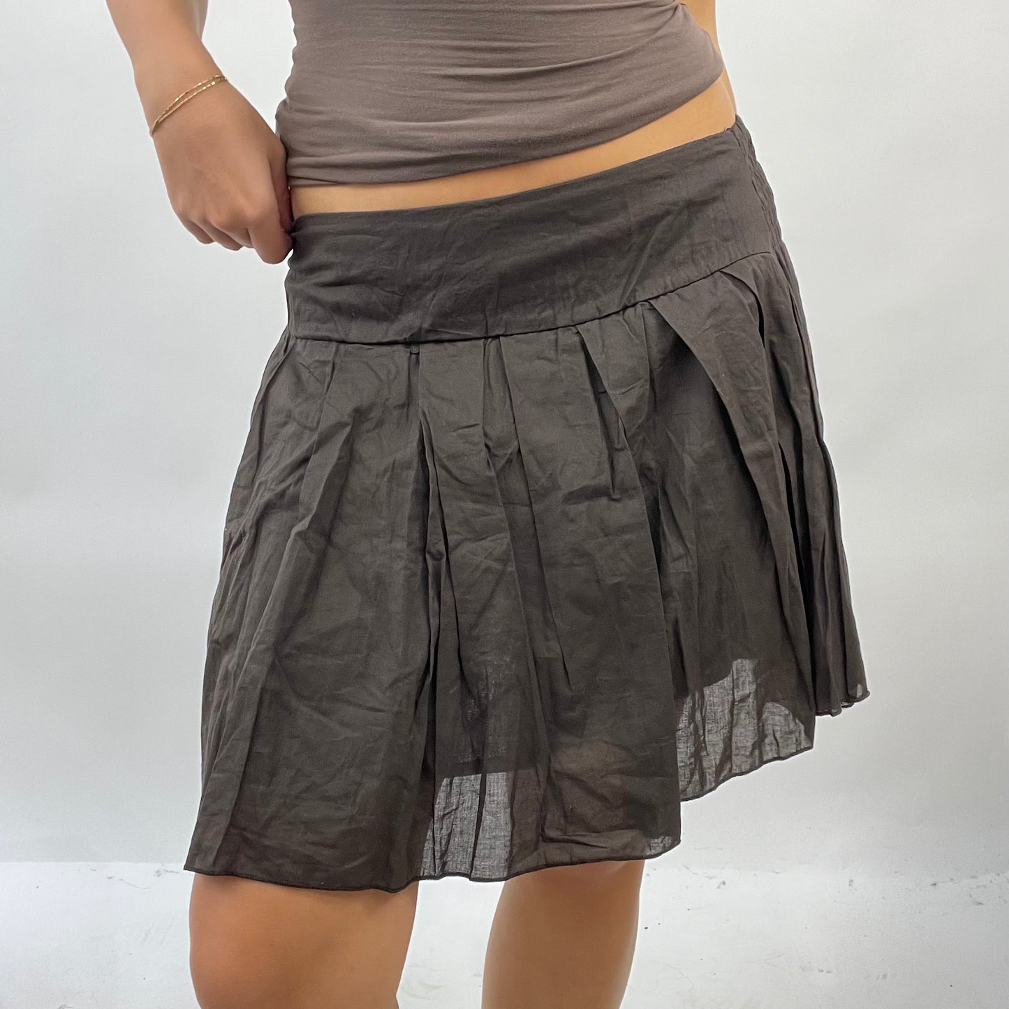 CORPCORE DROP | small chocolate brown a-line skirt with stretchy back
