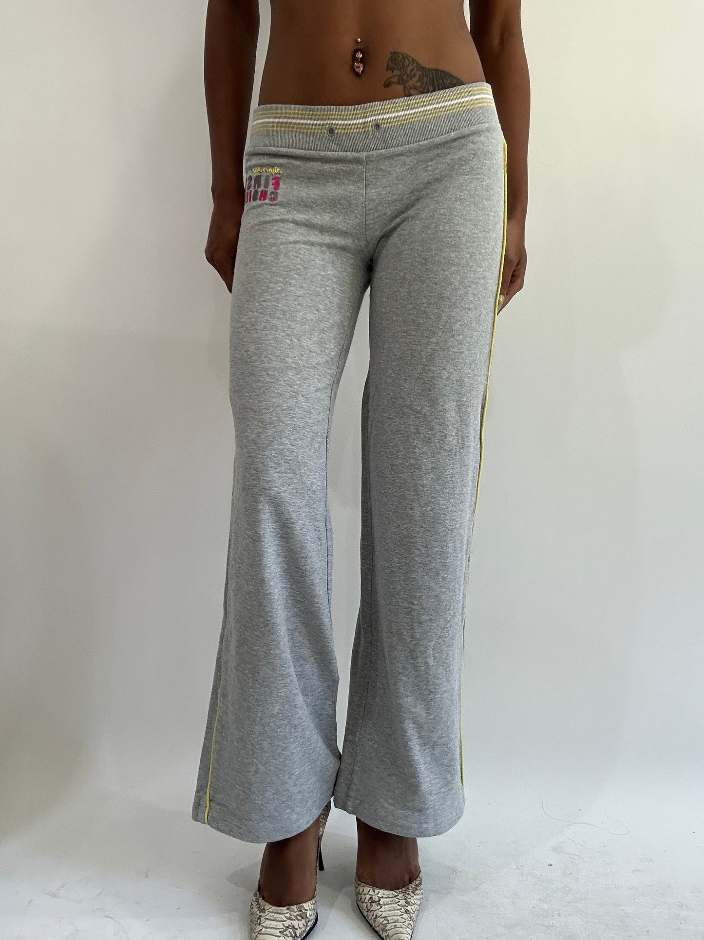 wag drop | small grey fitted sweatpants