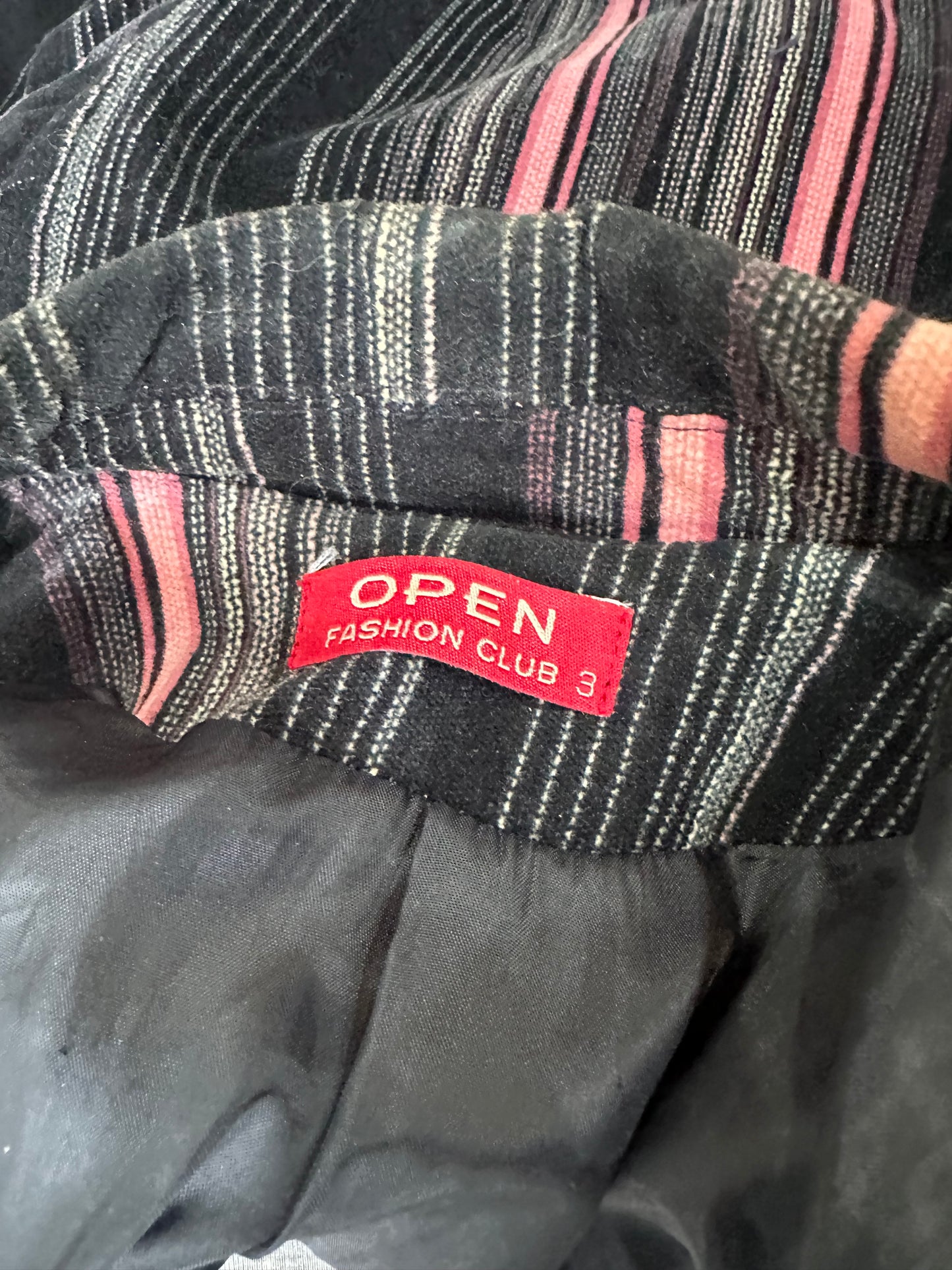 BEST PICKS | medium black and pink pinstripe blazer jacket