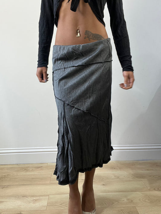 romantic grunge edit | small/medium grey maxi skirt