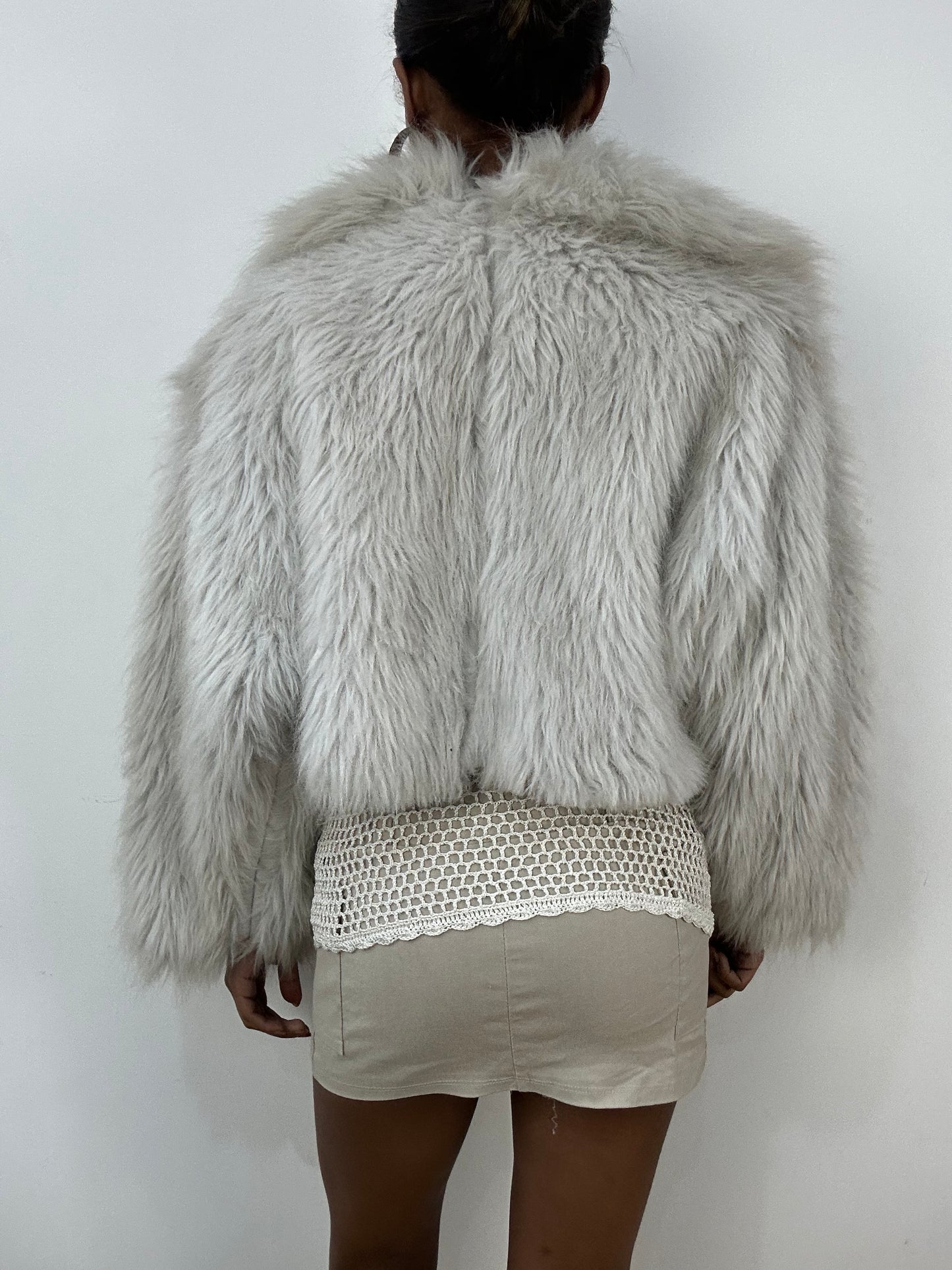 vintage edit: indie sleaze | small white faux fur cropped jacket