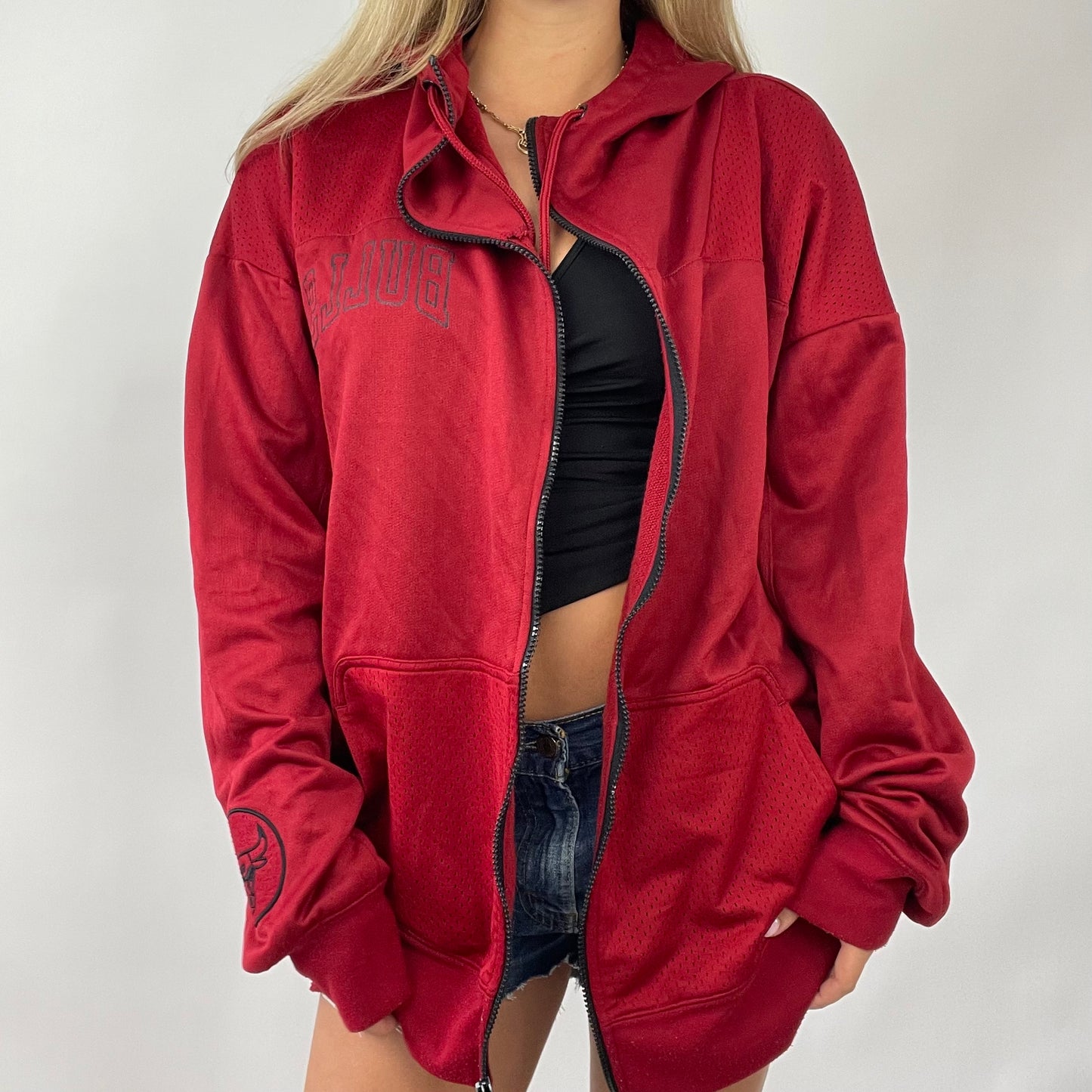 HAILEY BIEBER DROP | XXL red chicago bulls hoodie