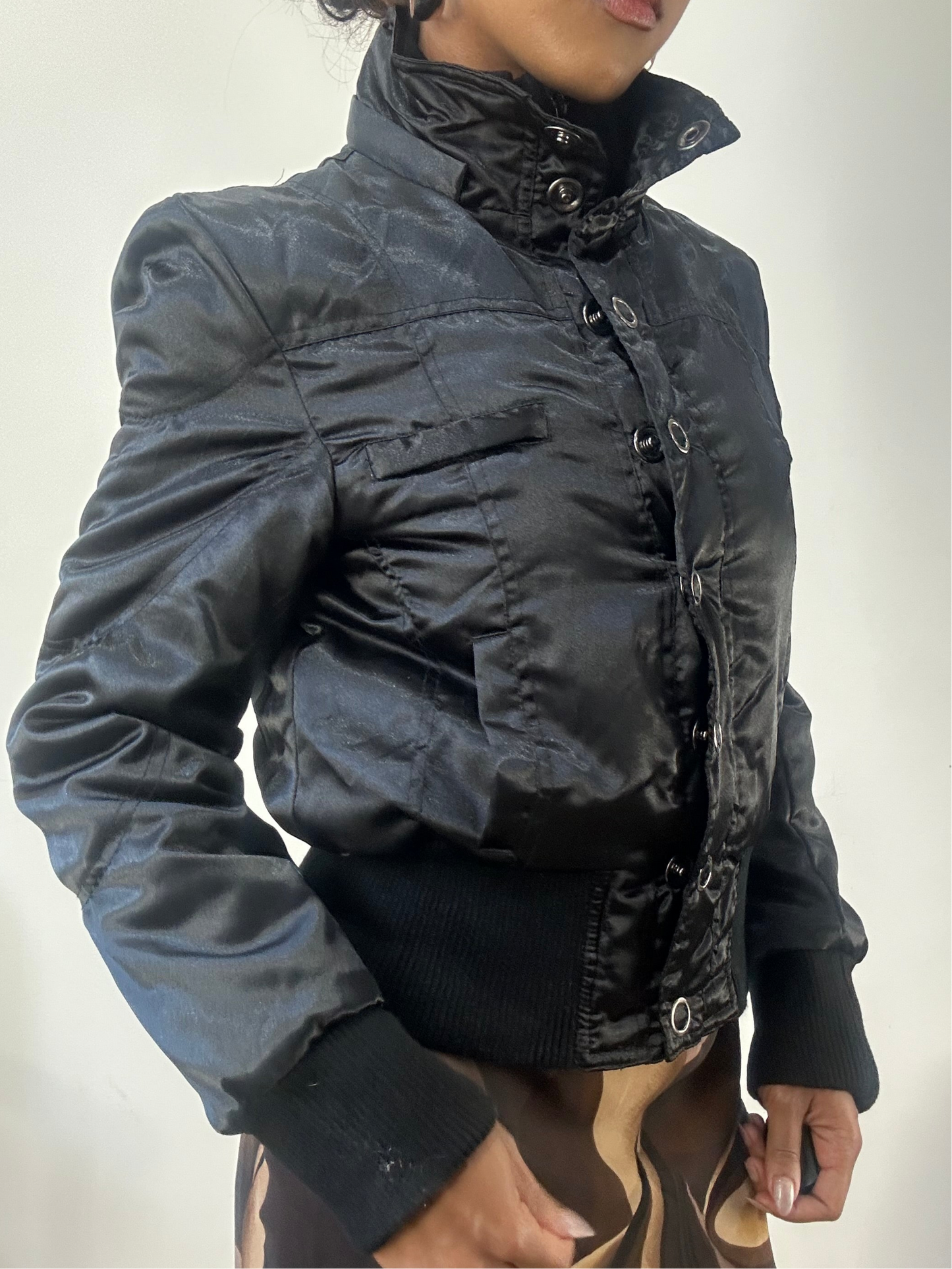 AUTUMN EDIT | small black fitted puffer jacket