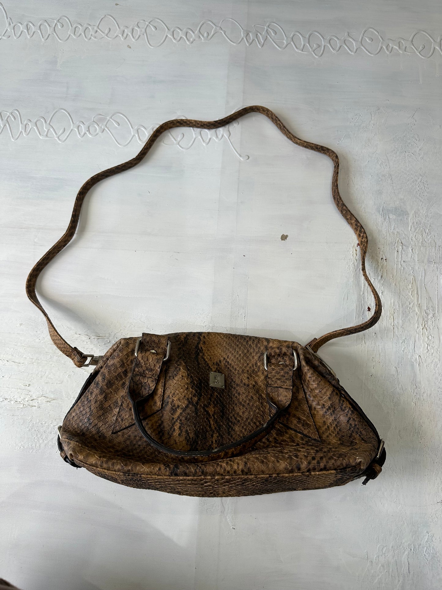 AUTUMN EDIT | brown faux leather shoulder bag with snake print pattern