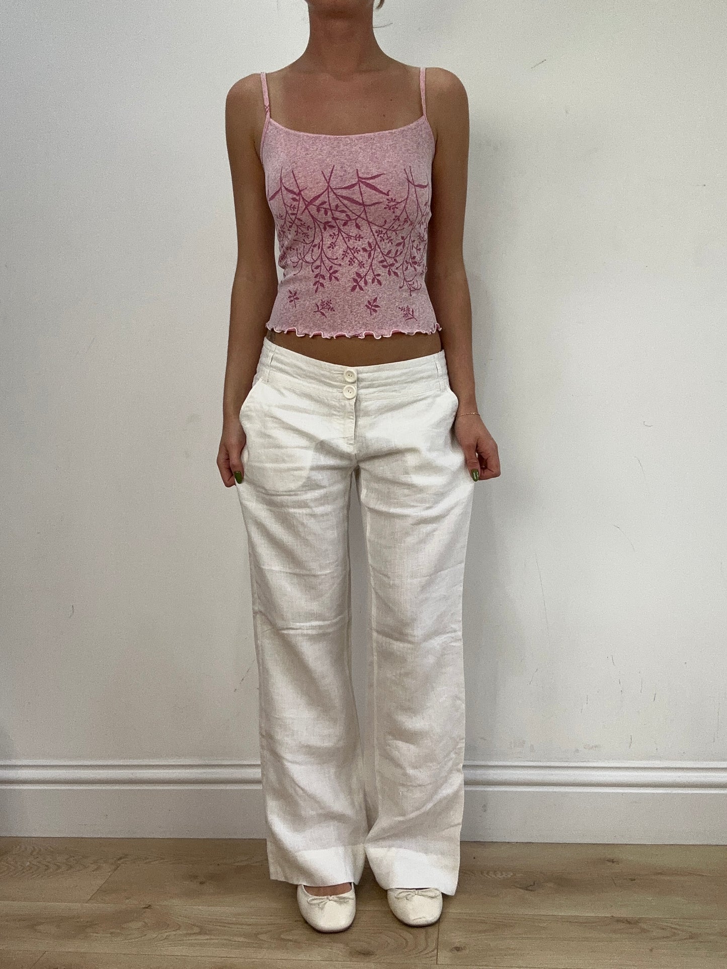 vintage edit seventeen | small pink floral cami with lettuce edge