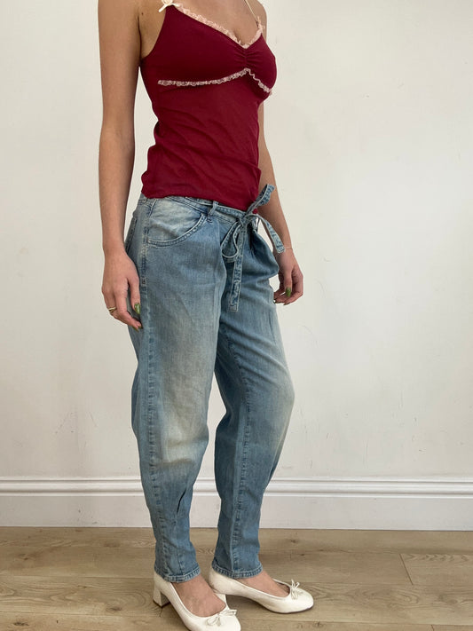 💻💚 vintage edit nineteen | small light wash diesel bubble style jeans