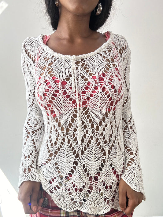 vintage edit twenty-five | small white long sleeve crotchet top