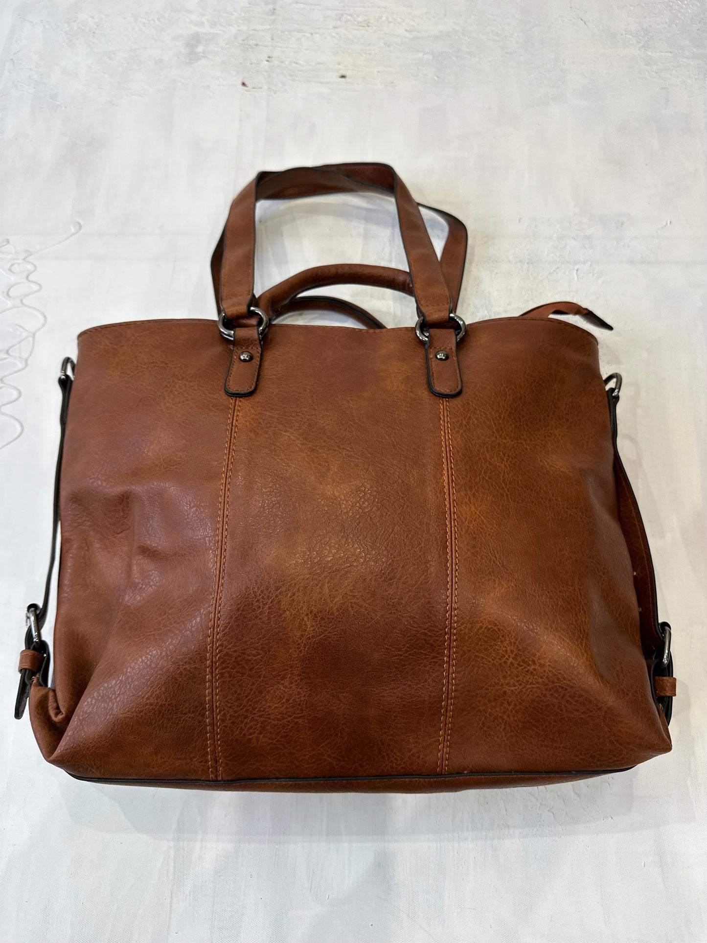 winter edit | brown faux leather shoulder bag with zip details