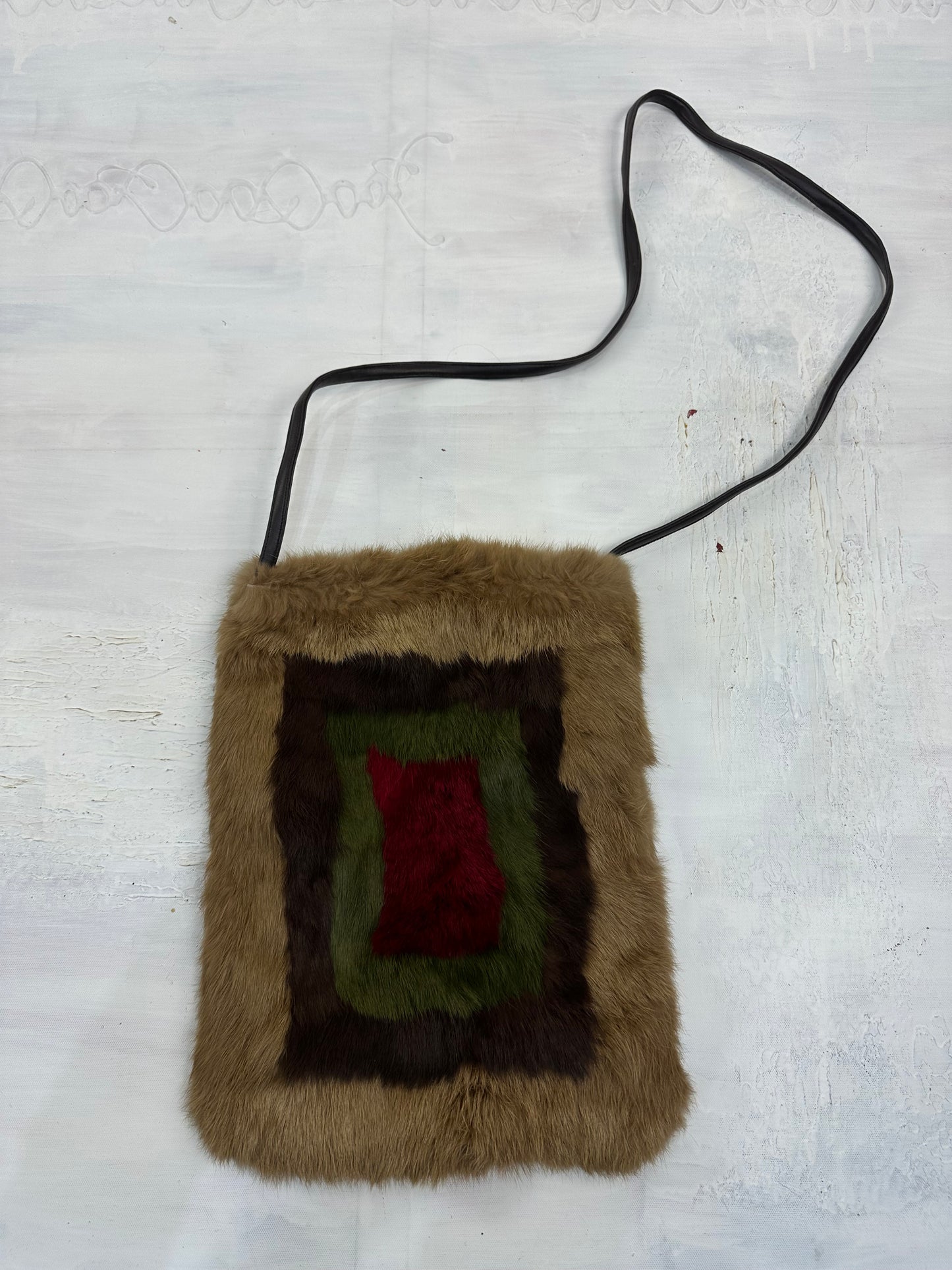 vintage edit: indie sleaze | brown faux fur crossbody shoulder bag