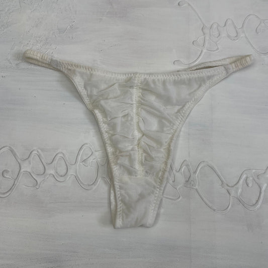 ETHEREAL GIRL DROP | xl white mesh ruched thong