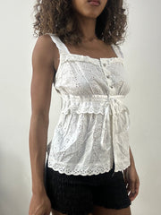 vintage edit: valentine’s day | taille: S · couleur: blanc · article: haut · détails: broderie anglaise