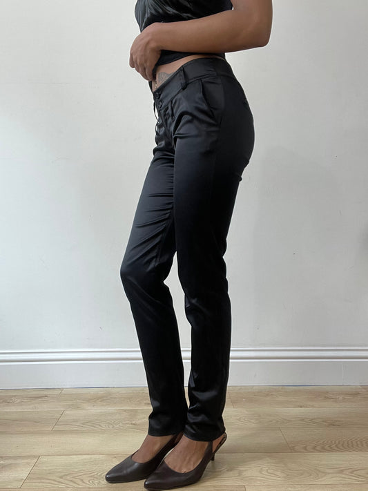💚vintage edit treinta y uno | pequeños pantalones de pierna recta de estilo satinado negro