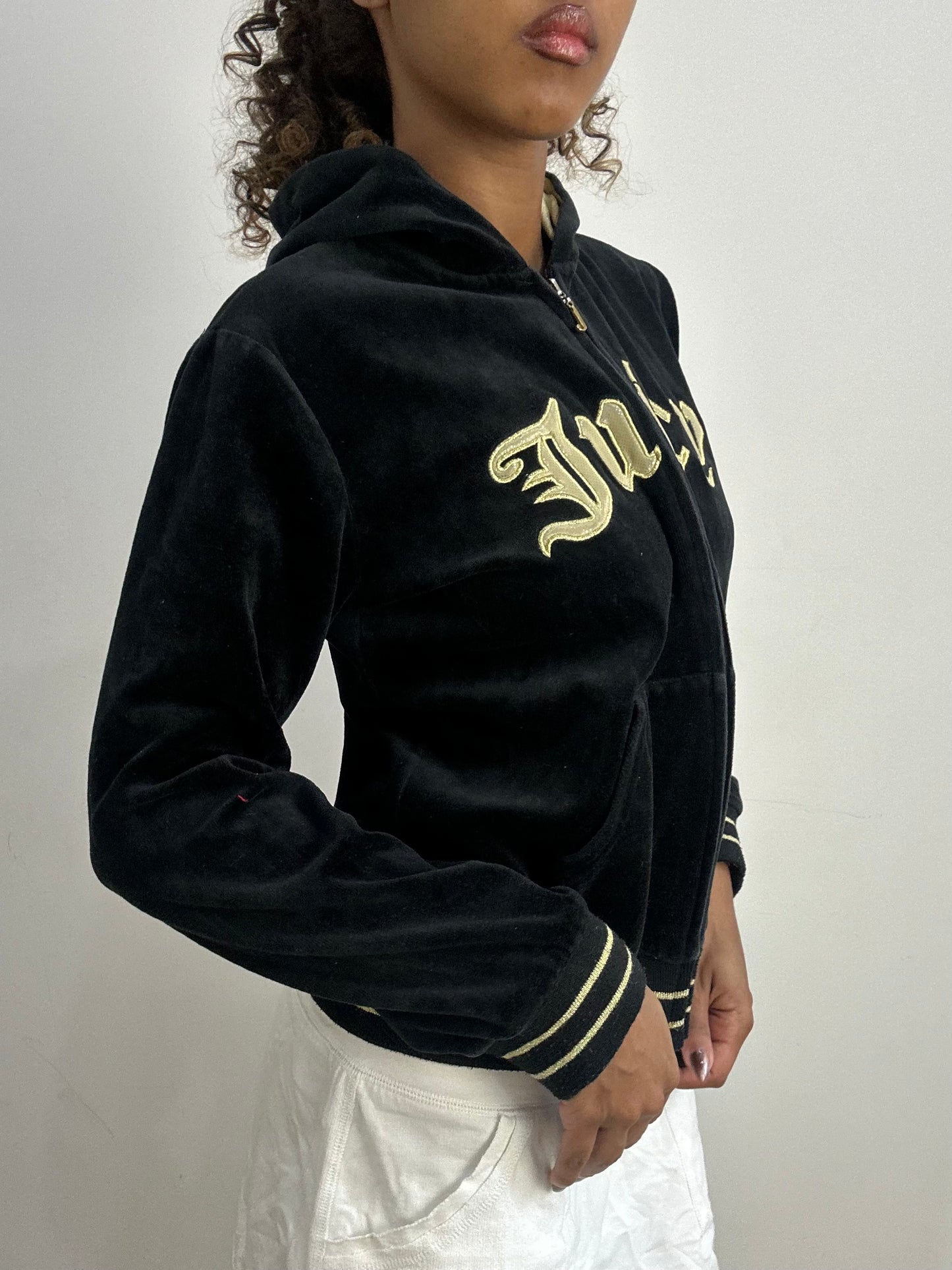 athleisure edit | small/medium black juicy couture velour jacket