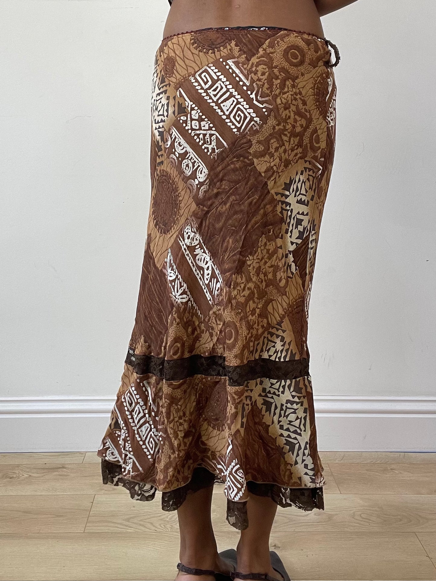 vintage edit twenty-seven | extra small brown patterned midi skirt with lace hem