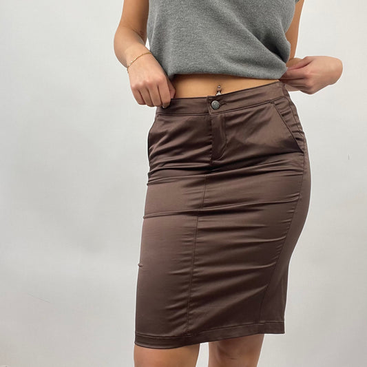 💚 QUIET LUXURY DROP | small brown silky midi skirt with back slit detail