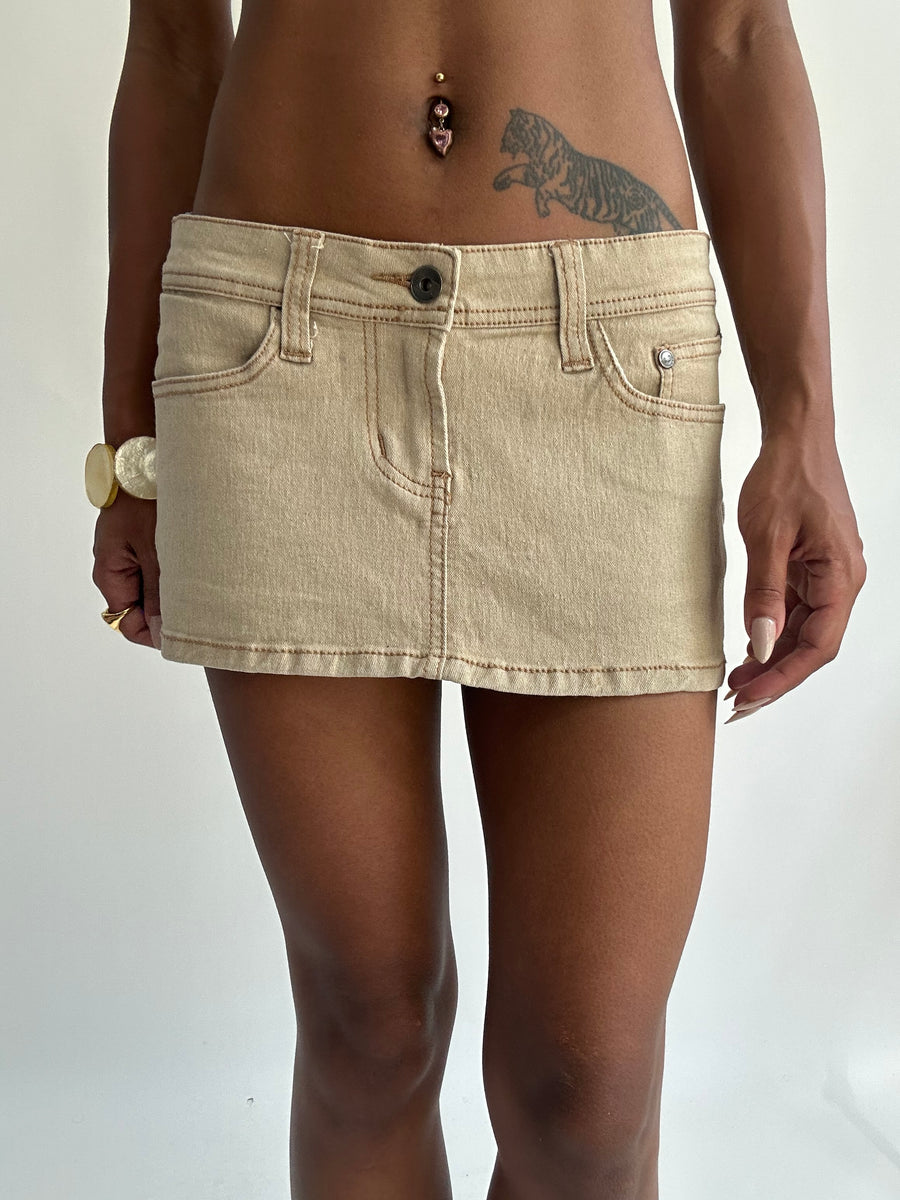 summermaxxing drop | small/ medium light brown denim mini skirt