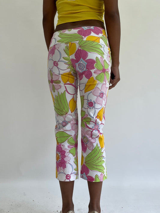 💚zara larsson drop | extra small white floral cropped trousers