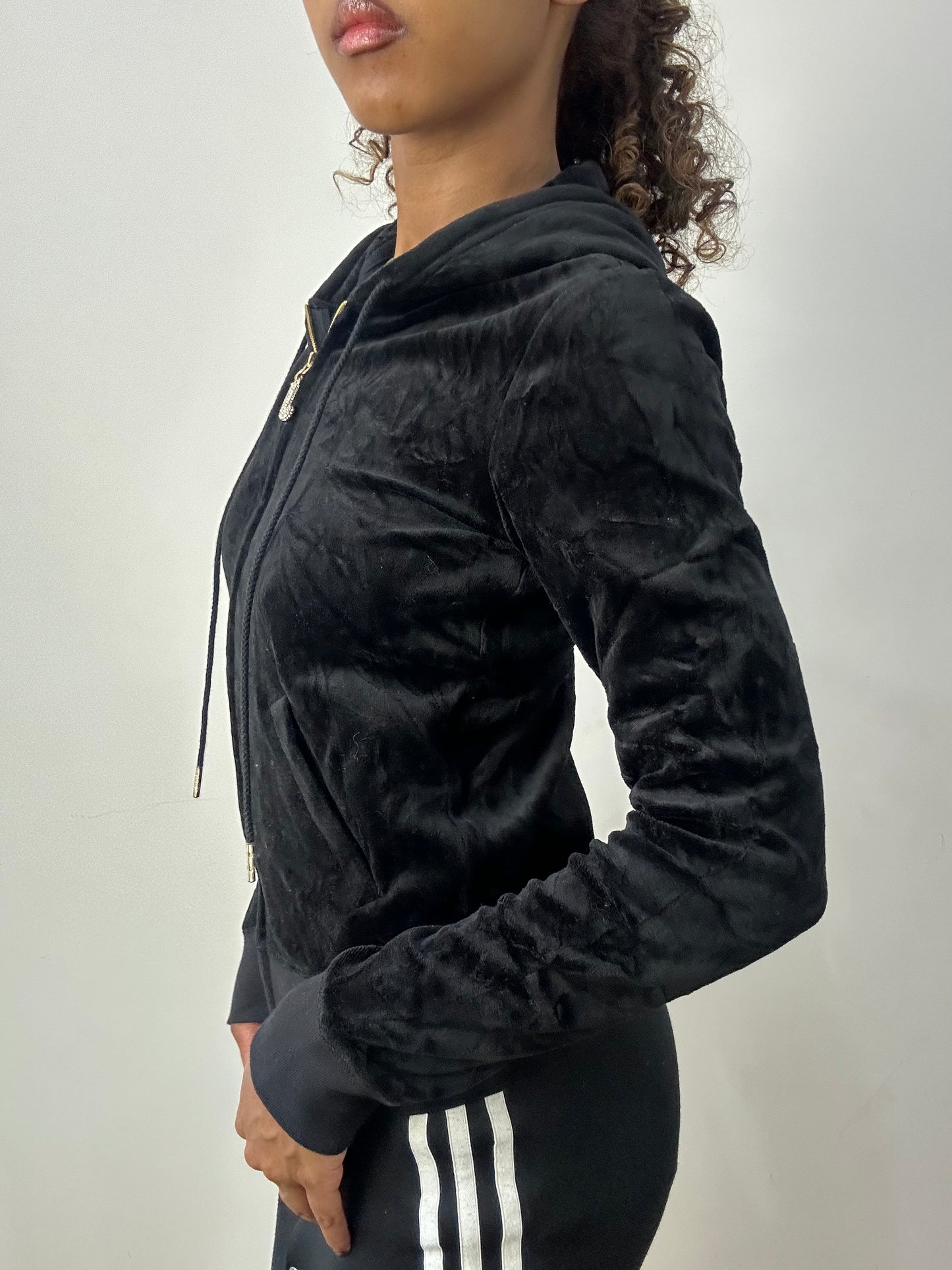 athleisure edit | medium black juicy couture velour zip up hoodie