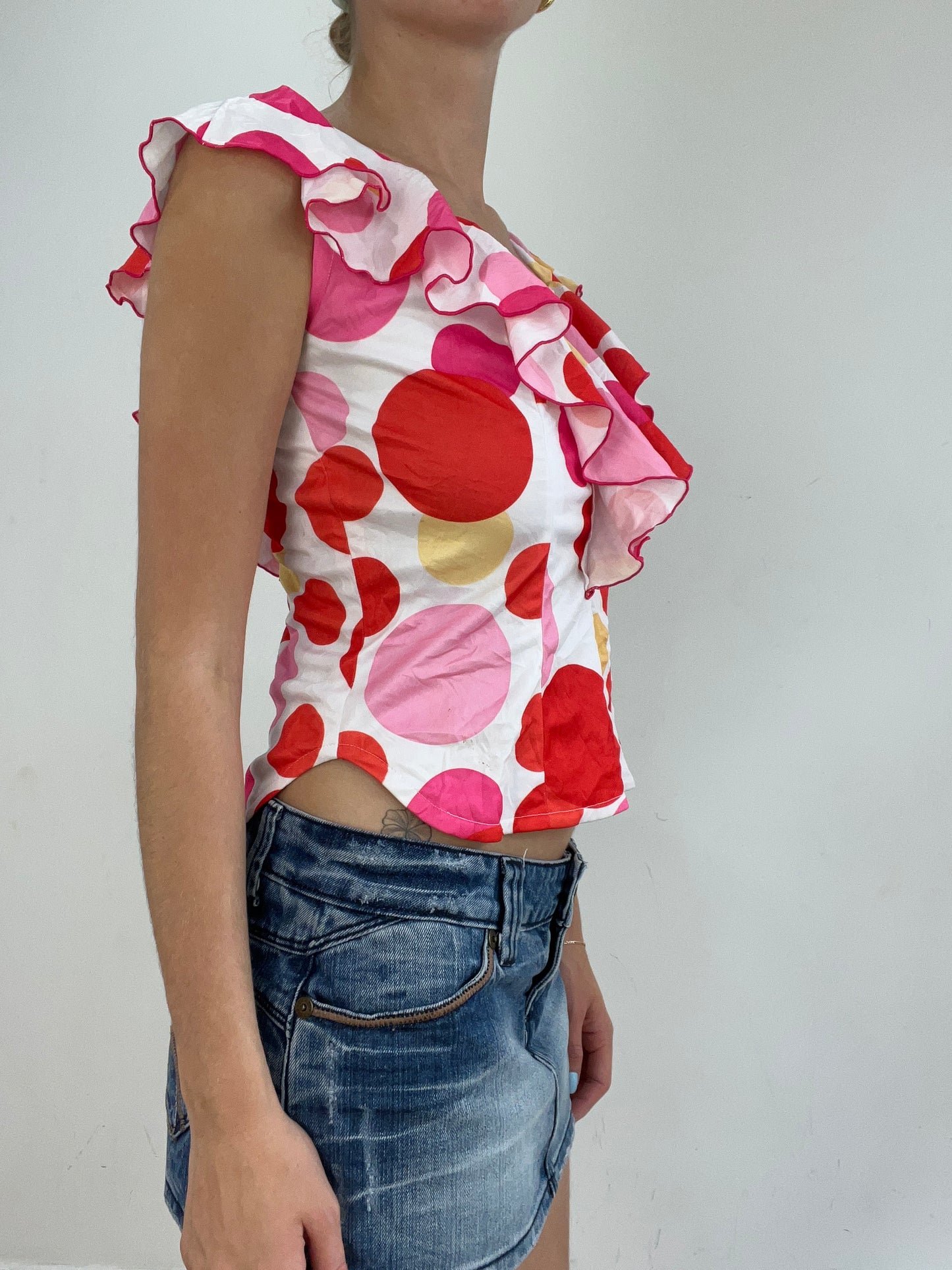 💻🩵 vintage edit twenty eight | small white and pink ruffle top with polka dot print